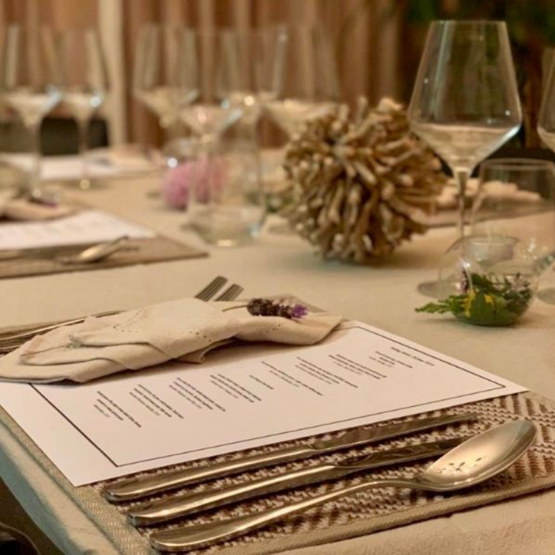 chef-izaak-haarhoff-cuisine-set-table